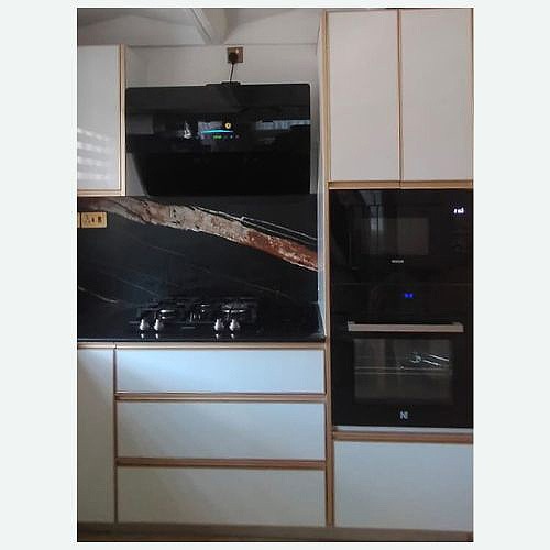 Installed Newmatic PM640STGB Builtin Hob, H86.9S Hood, 28EPS Builtin Microwave, FM612T Builtin Oven and Newmatic Countertops